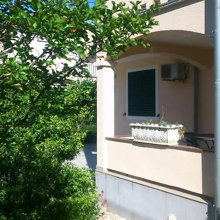 Aurora Borik Апартаменты Задар