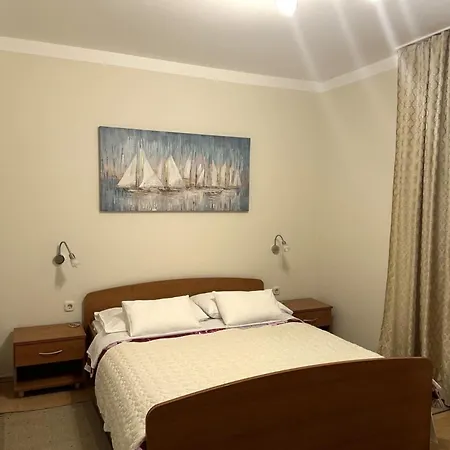 Aurora Borik Apartman Zára